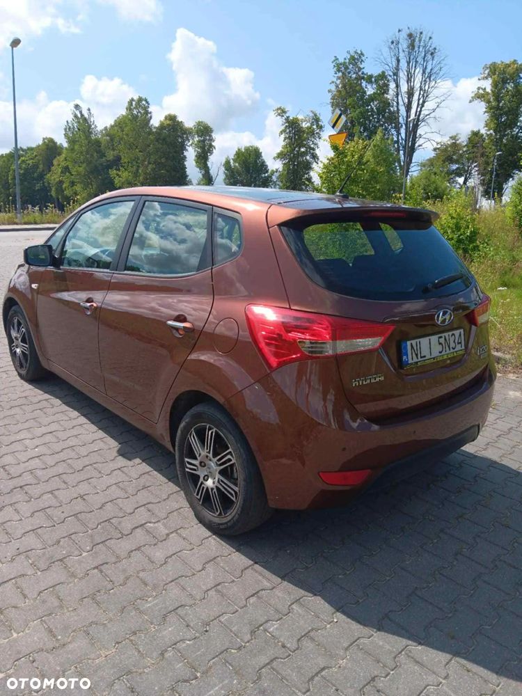 Hyundai ix20 - 18