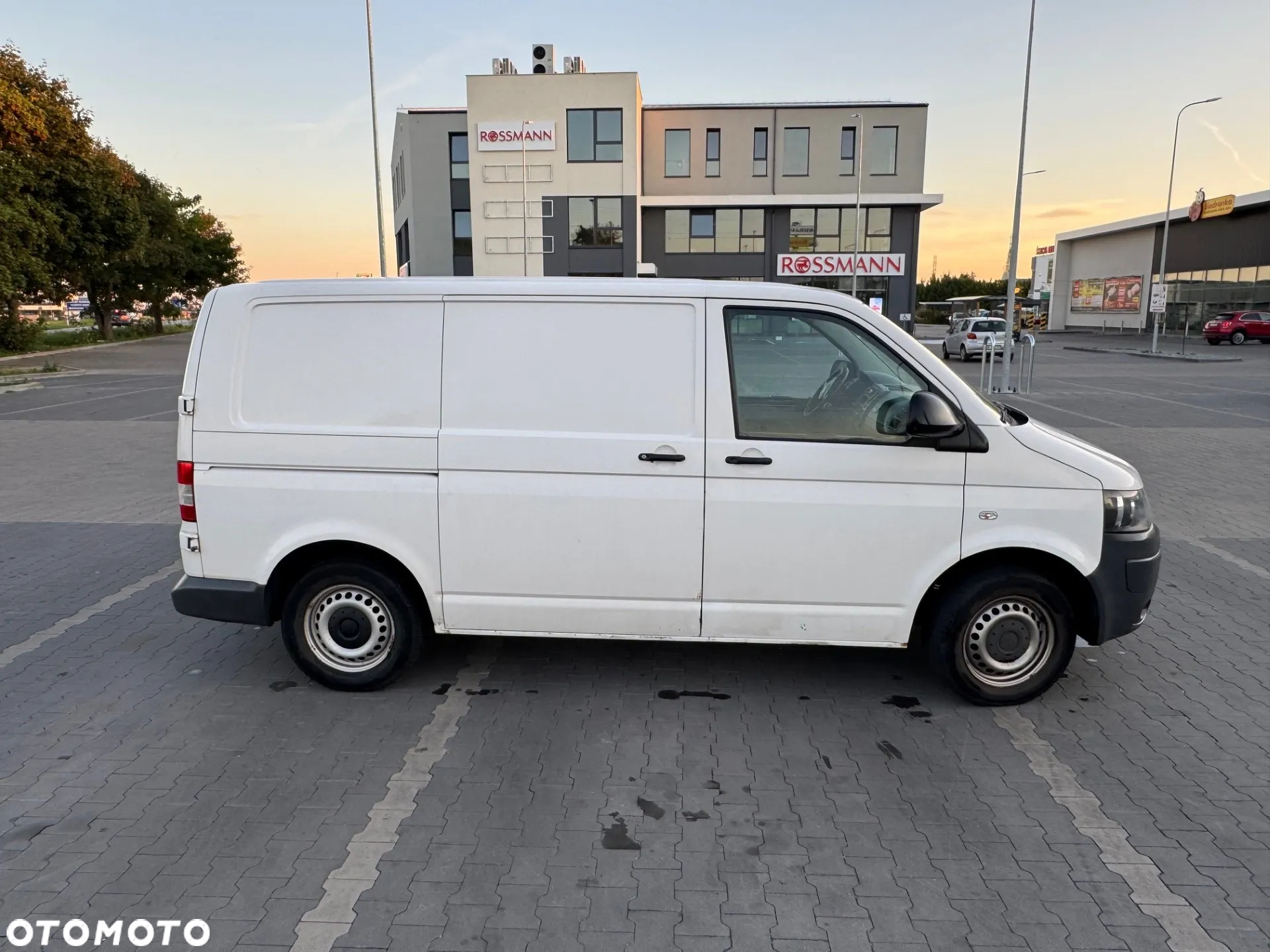Volkswagen Transporter T5 TDI L1H1 - 4