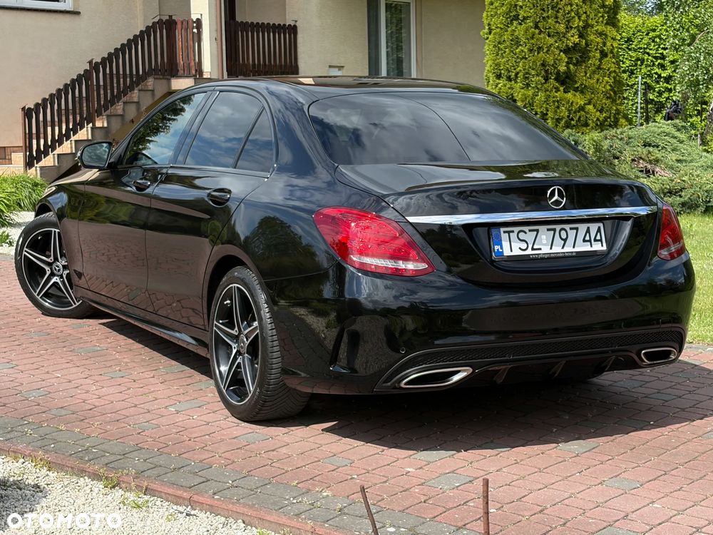 Mercedes-Benz Klasa C 180 9G-TRONIC AMG Line - 14