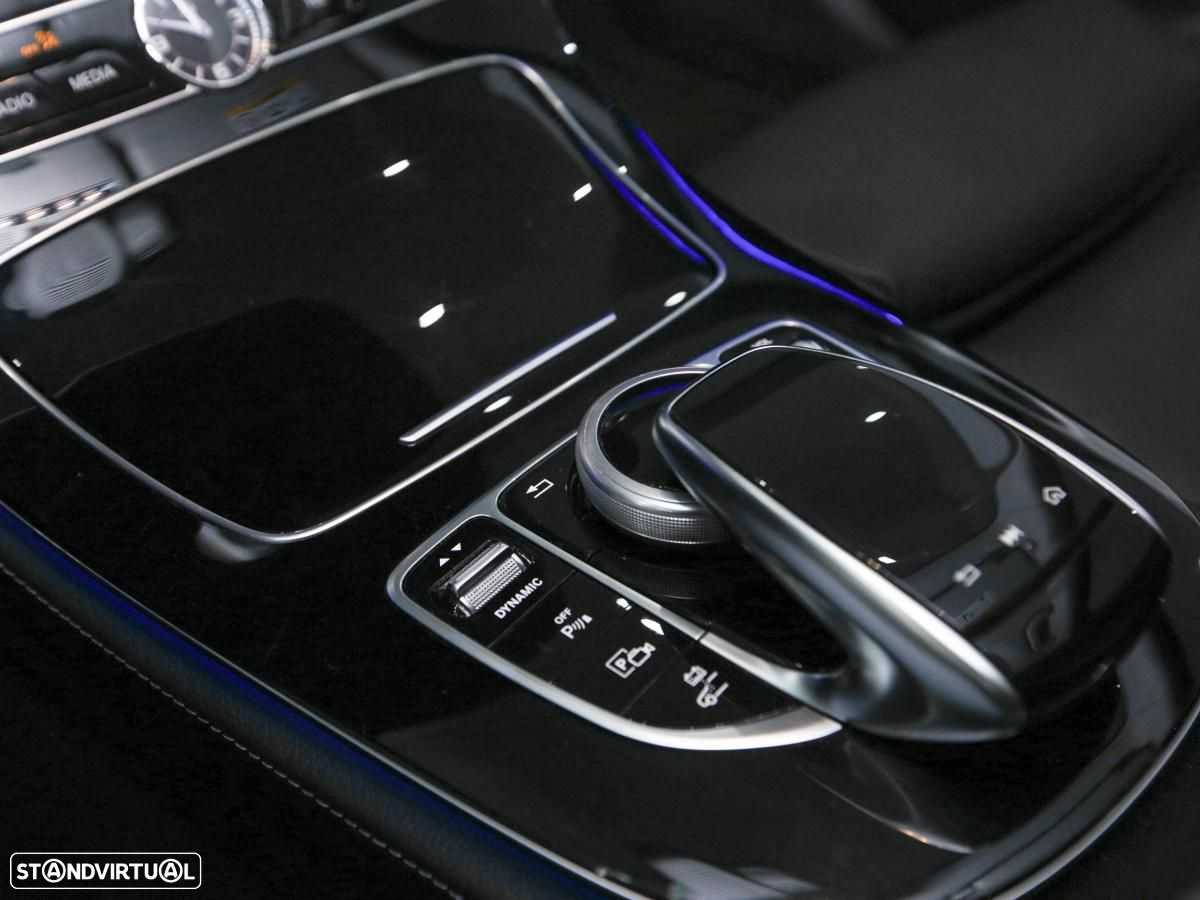 Mercedes-Benz E 300 de AMG Line - 20