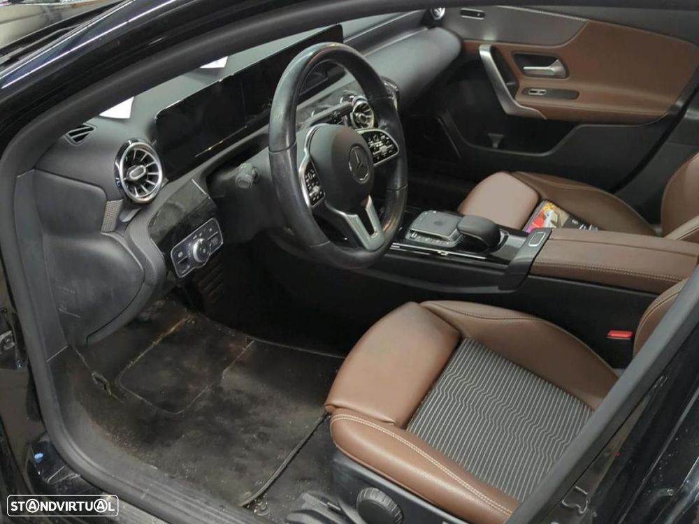 Mercedes-Benz A 220 d 8G-DCT Progressive - 4