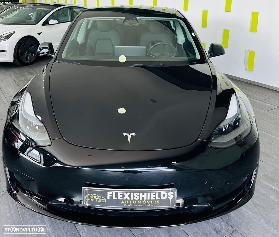 Tesla Model 3 - 7