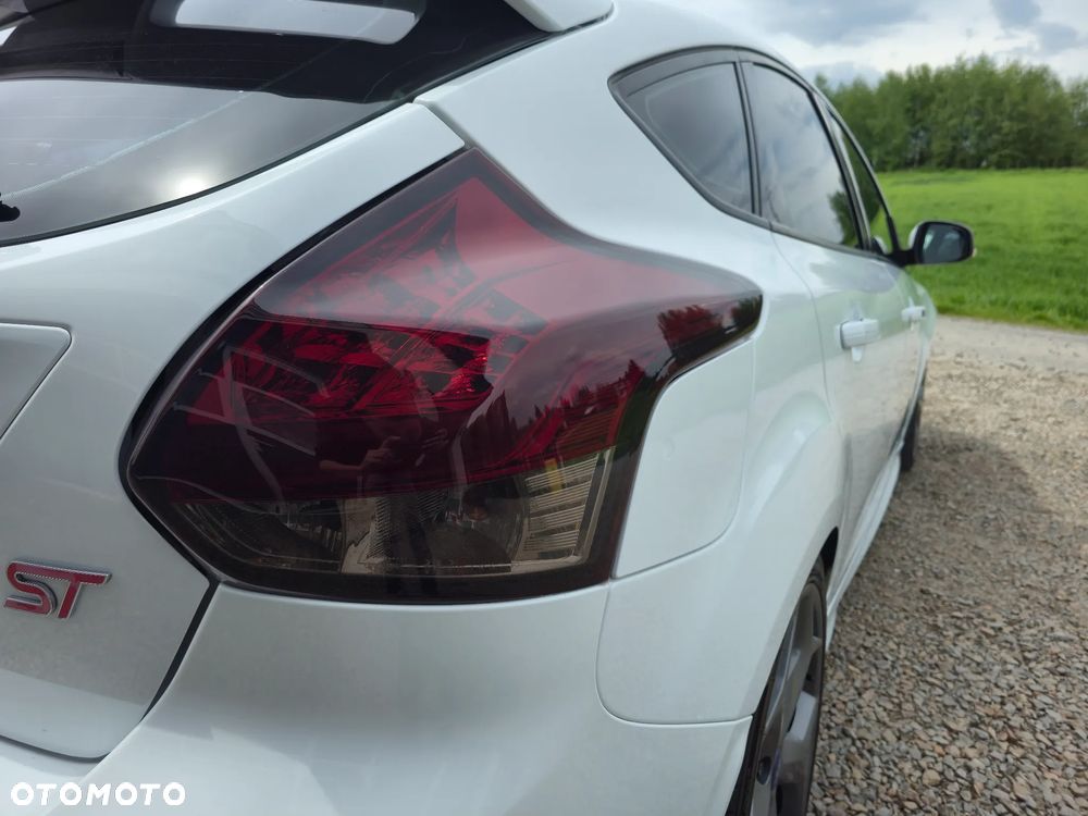 Ford Focus - 19