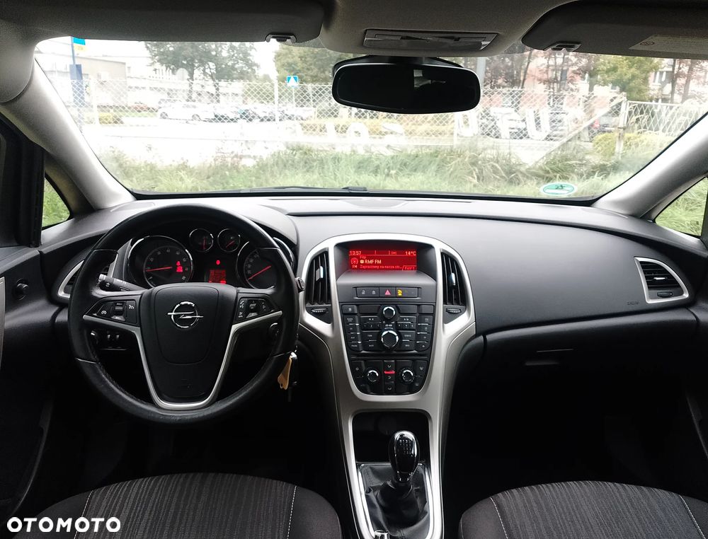 Opel Astra 1.4 Turbo - 19