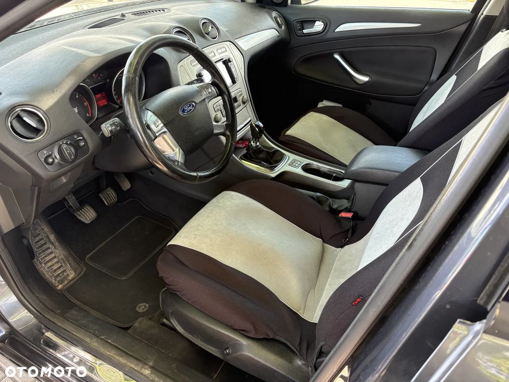 Ford Mondeo 2.0 TDCi Titanium X - 9