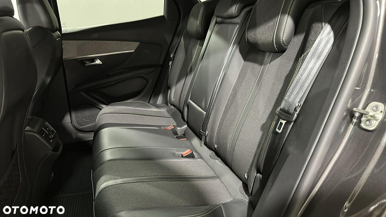 Peugeot 3008 - 15