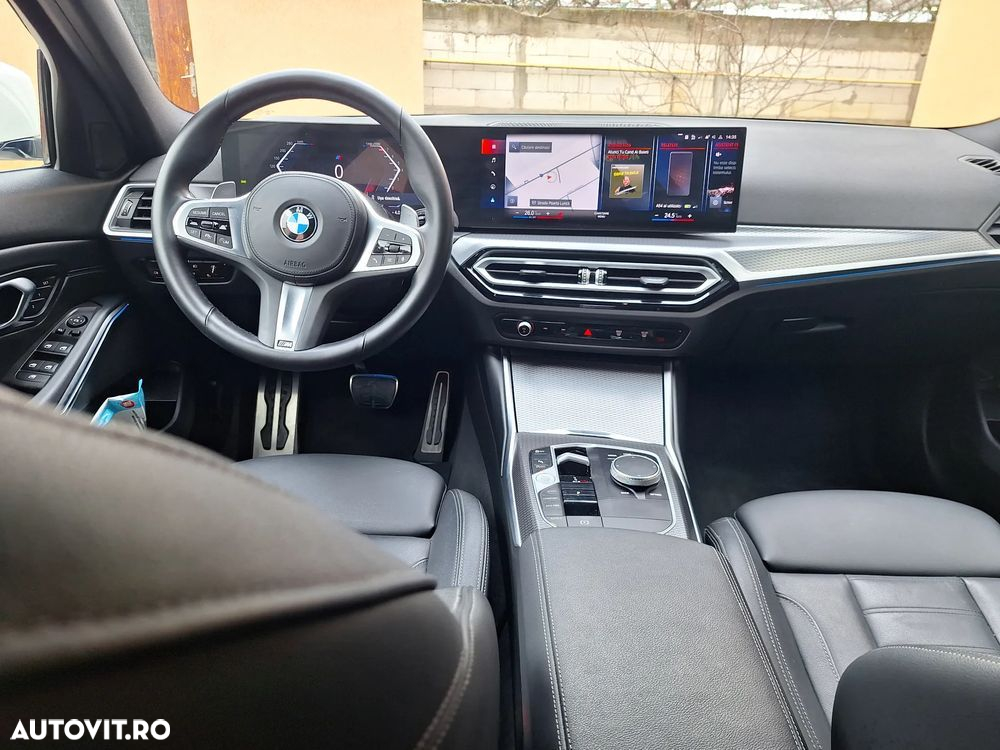 BMW Seria 3 330i AT - 4