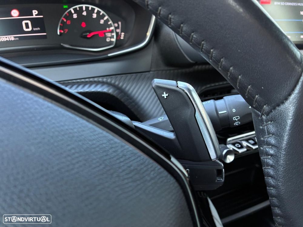 Peugeot 2008 1.5 BlueHDi Active EAT8 - 18