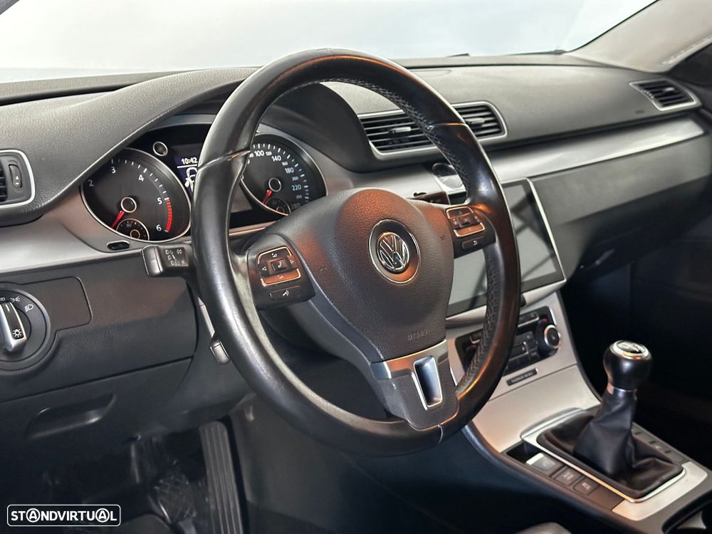 VW Passat CC 2.0 TDi BlueMotion - 14