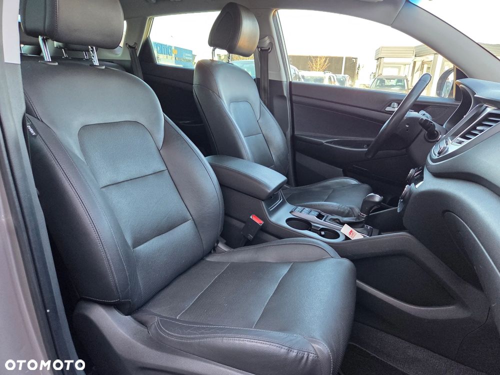 Hyundai Tucson blue 1.7 CRDi 2WD DCT Premium - 17