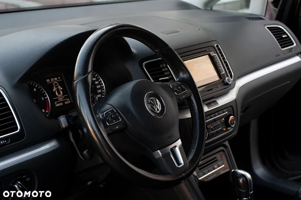 Volkswagen Sharan 2.0 TDI DSG Blue Motion Highline - 21