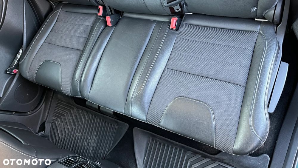 Ford Kuga ver-2-0-tdci-4x4-trend - 14