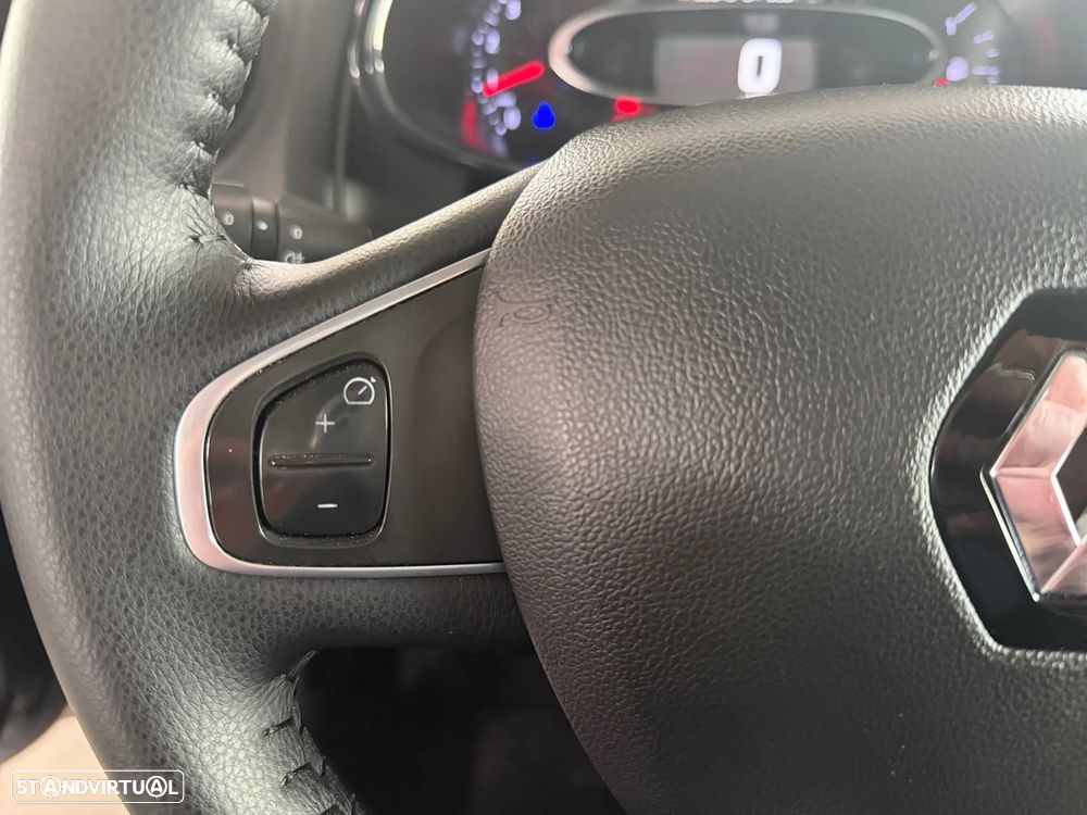 Renault Clio 1.5 dCi Zen - 12