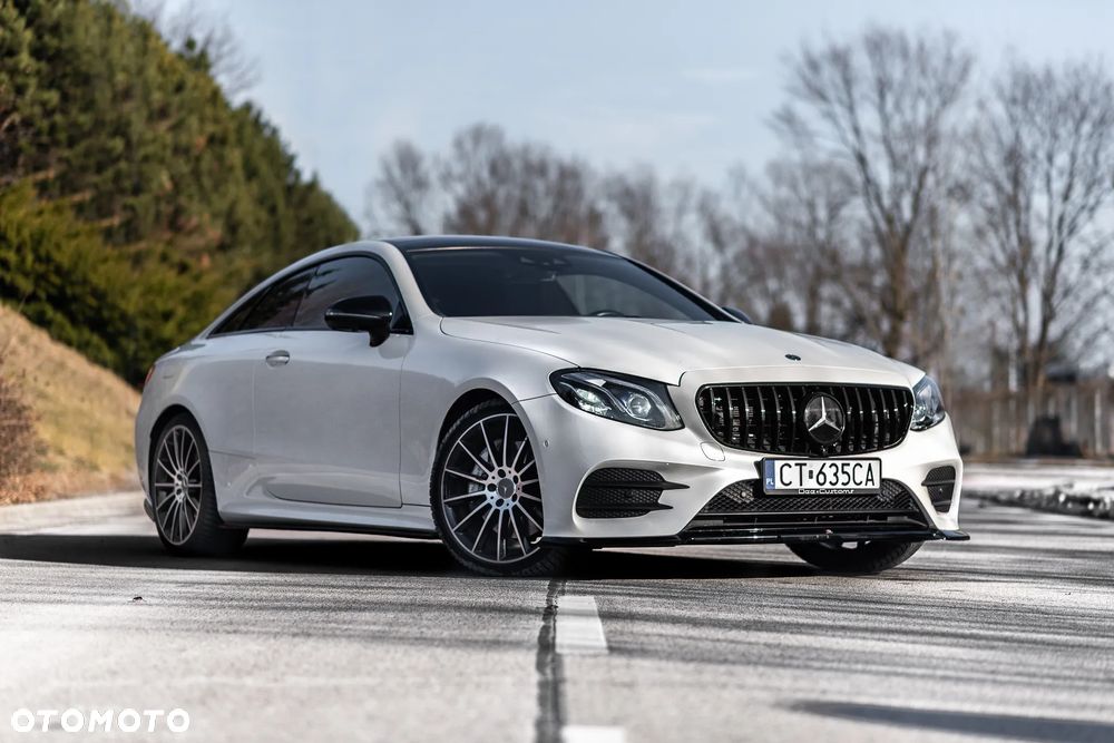Mercedes-Benz Klasa E 400 Coupe 4-Matic 9G-TRONIC - 4