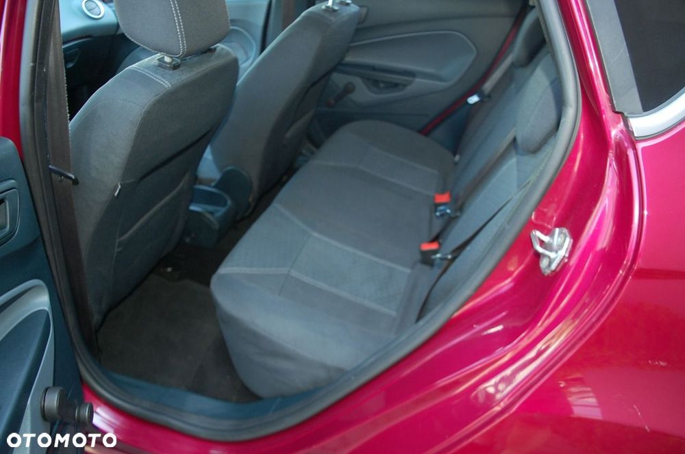 Ford Fiesta - 26
