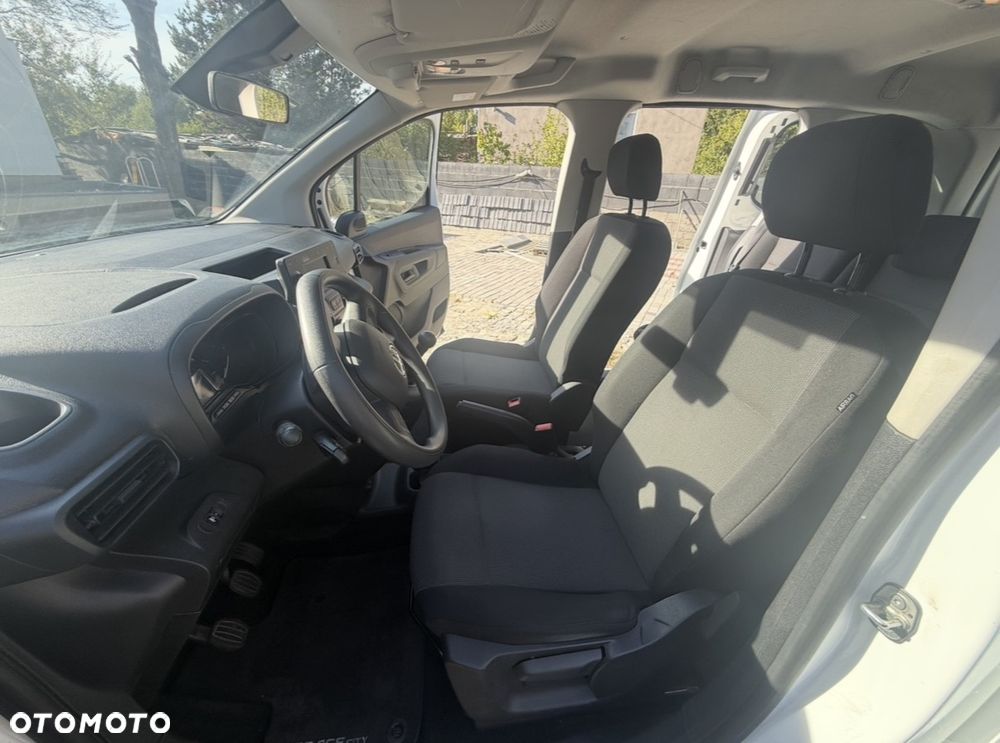 Toyota Proace City Verso - 11