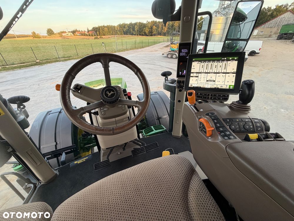 John Deere 7250R - 15