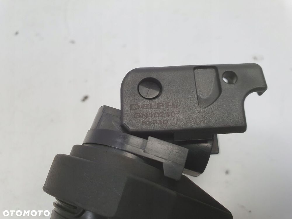 CEWKA ZAPŁONOWA BMW E39 520i 2.2 i _ GN10210 delphi - 2