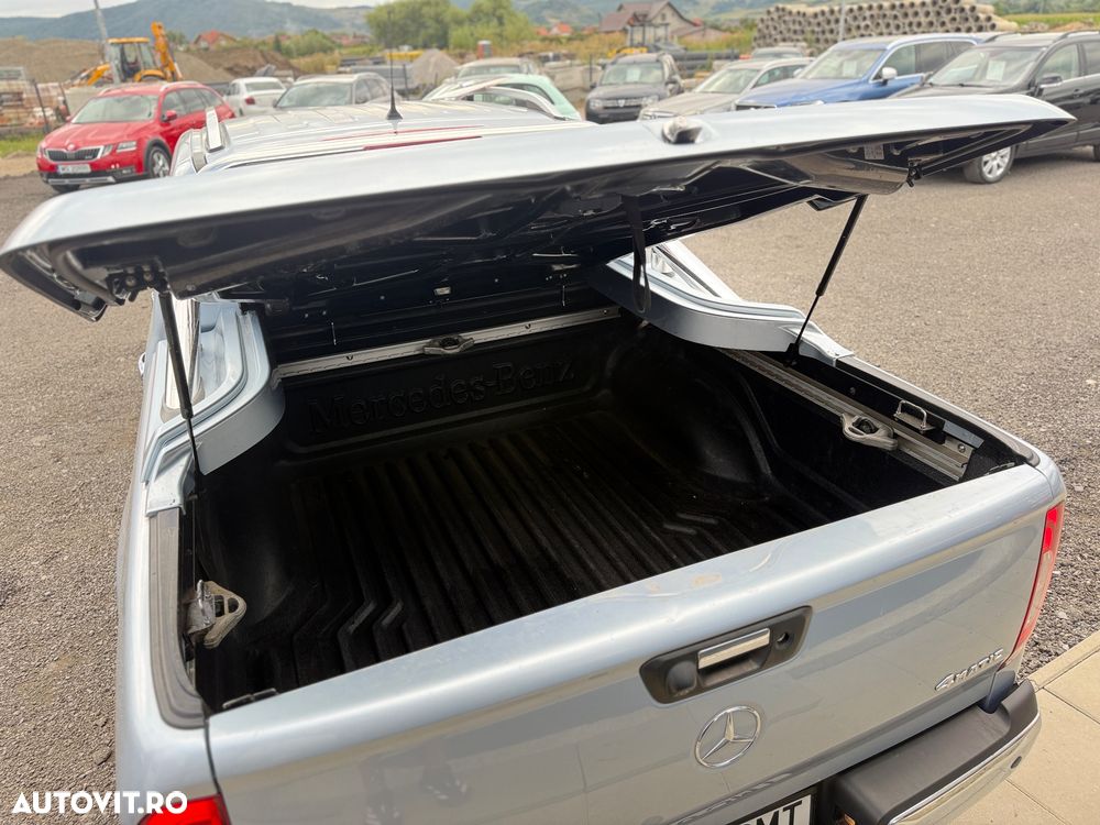 Mercedes-Benz X - Klass - 27