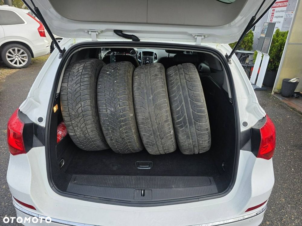 Opel Astra 2015