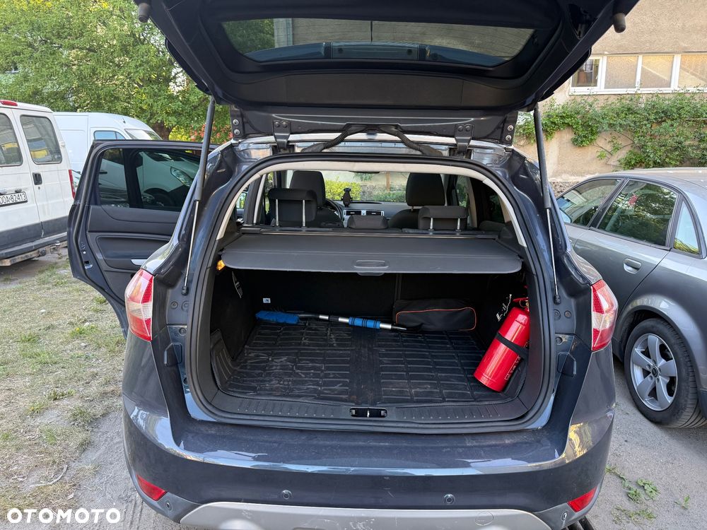 Ford Kuga - 13