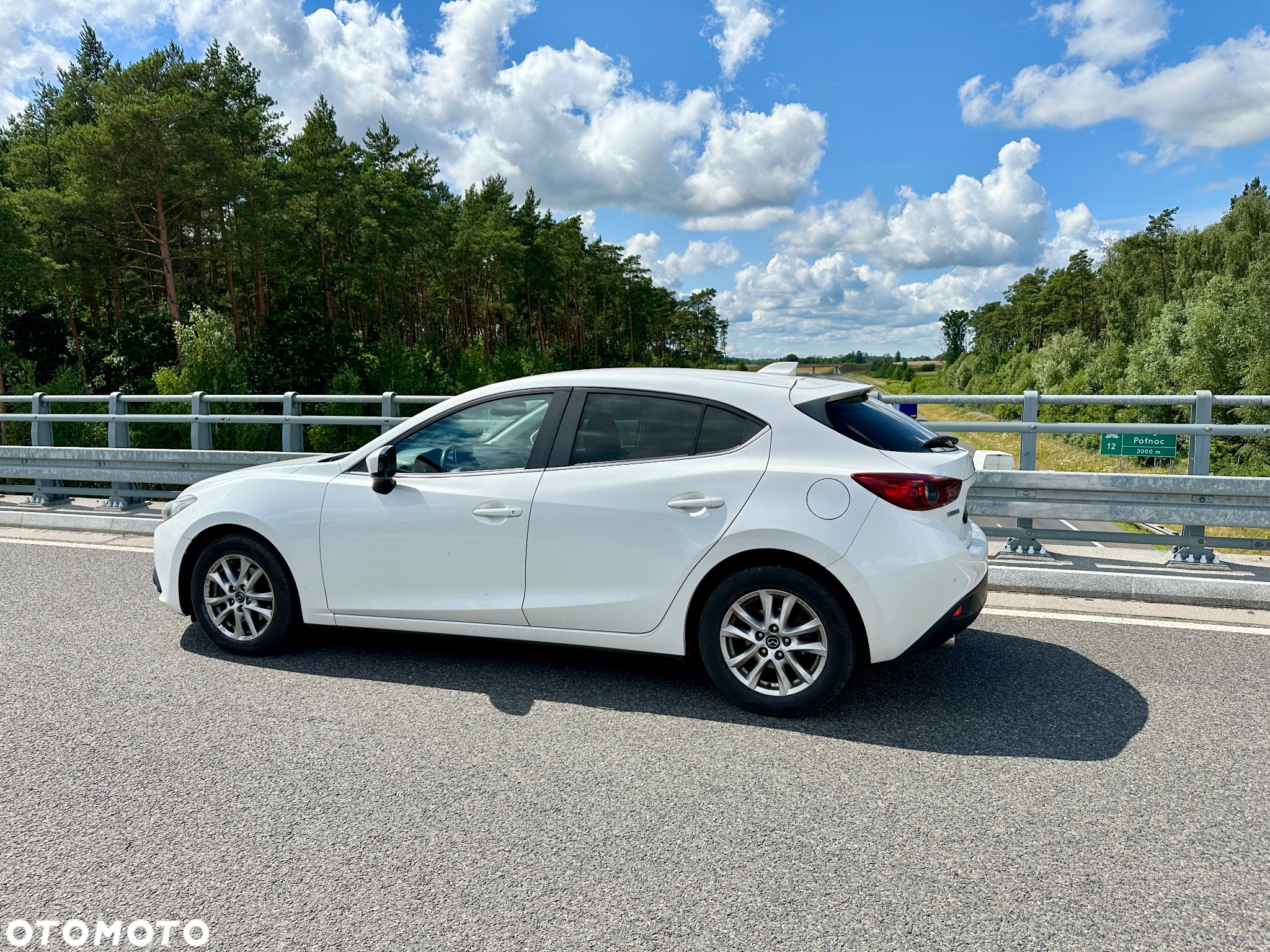 Mazda 3 - 4