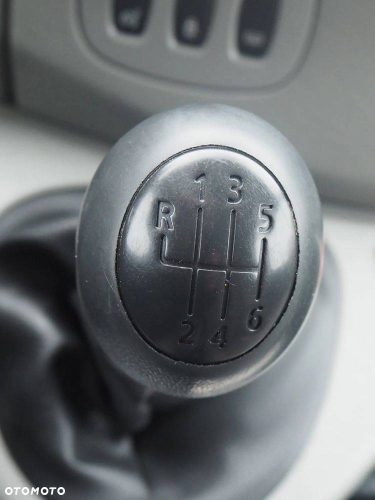 Nissan Primastar - 27