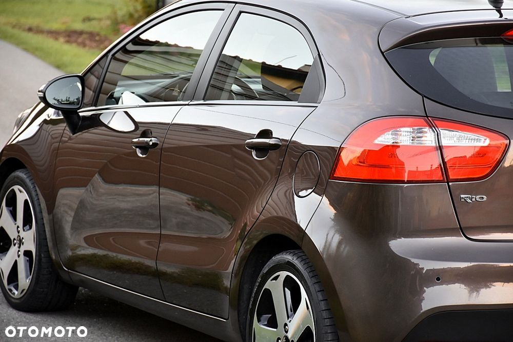 Kia Rio 1.4 XL - 12
