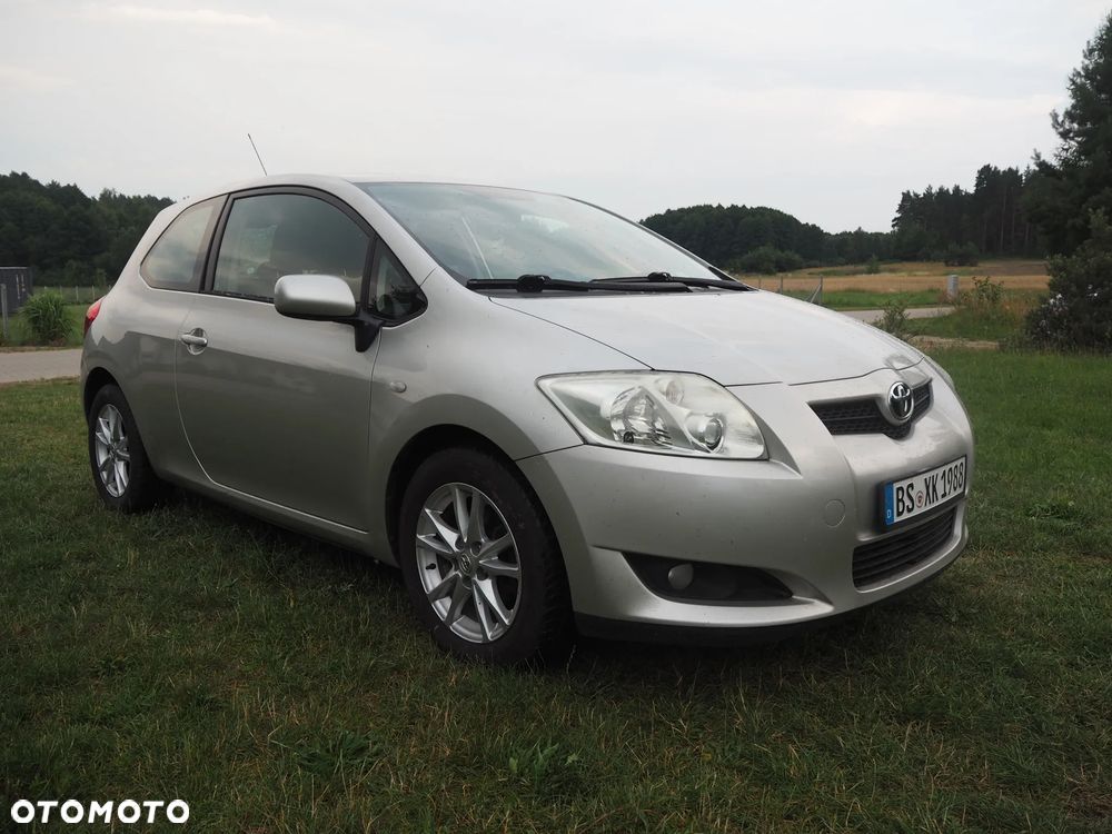 Toyota Auris 1.4 VVT-i Team - 2
