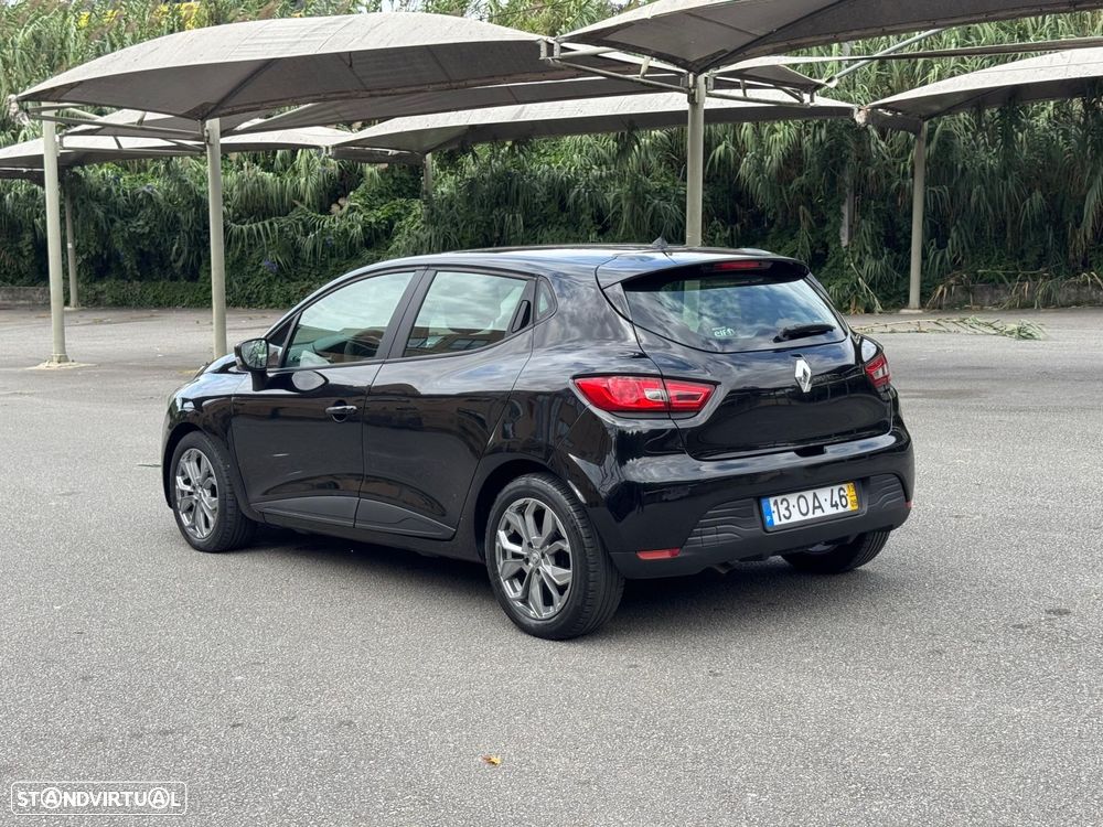 Renault Clio - 5