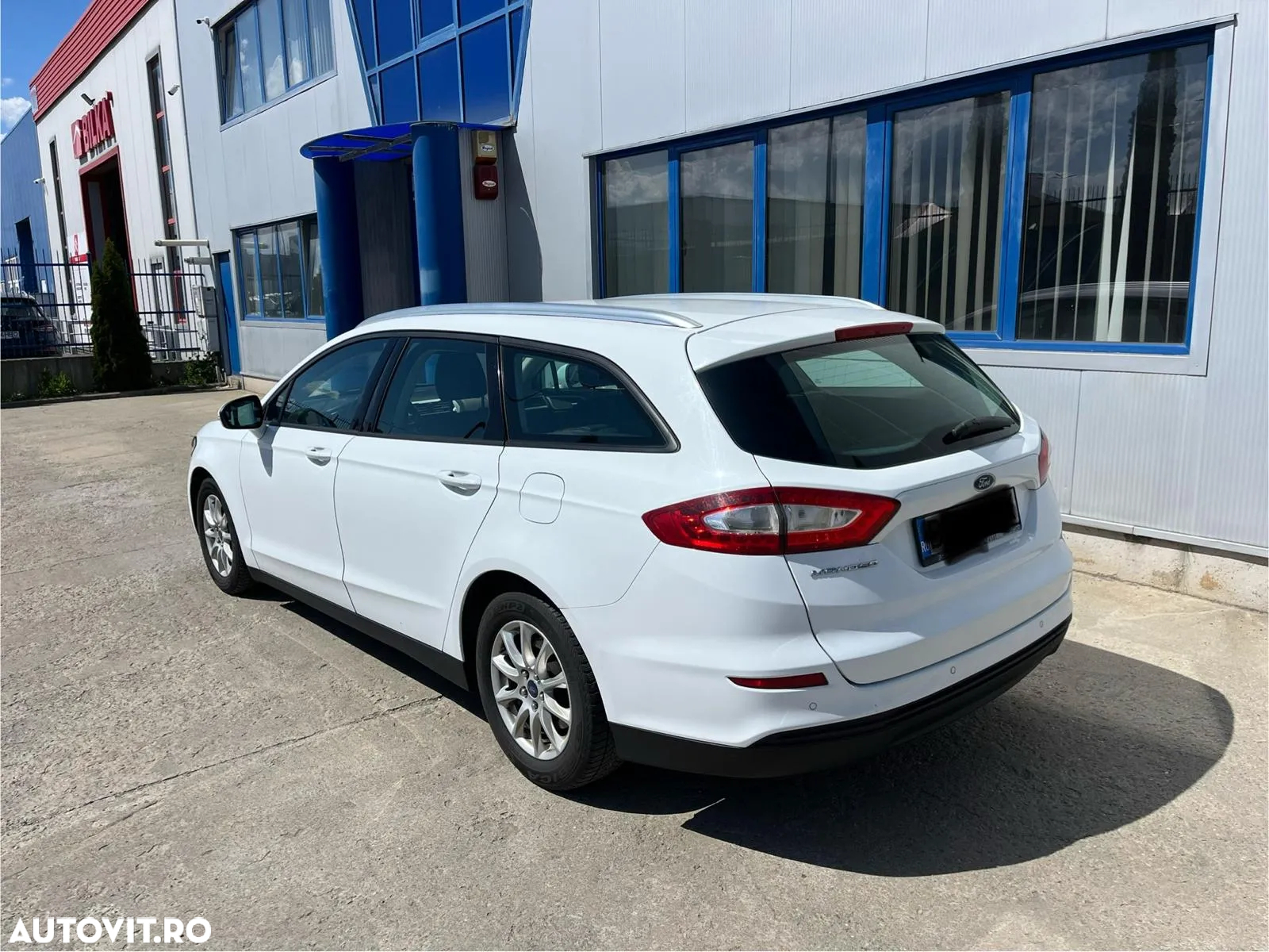Ford Mondeo 2.0 TDCi Business - 3