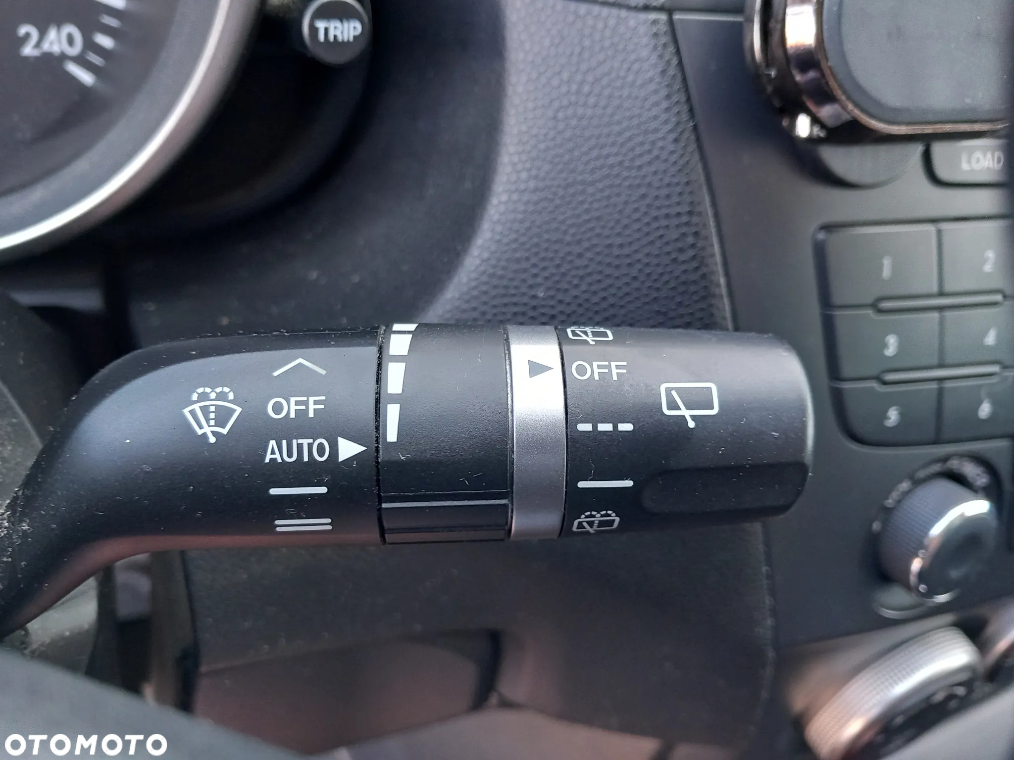 Mazda 5 2.0 MZR-DISI i-stop Sendo - 26