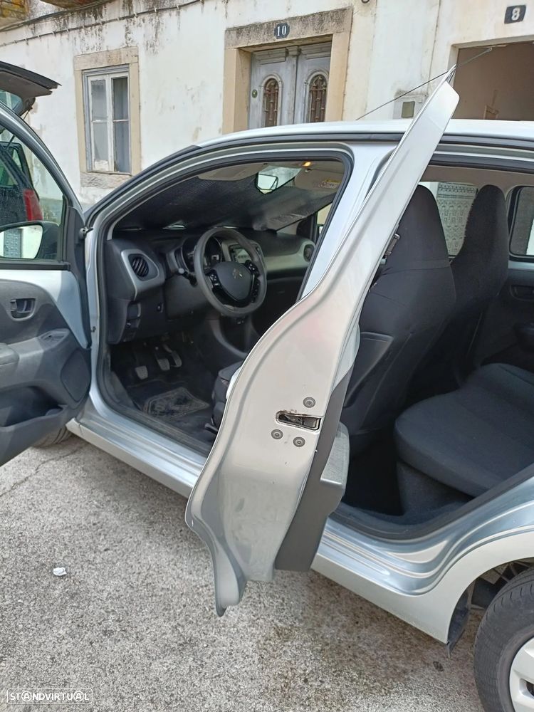 Citroën C1 1.0 VTi Feel S&S - 4
