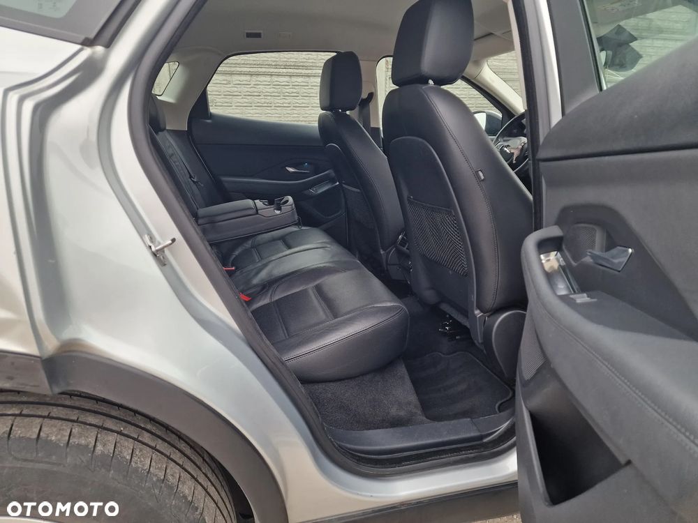 Jaguar E-Pace P200 AWD R-Dynamic S - 31
