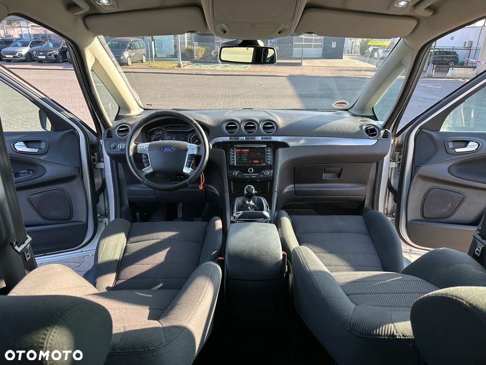 Ford S-Max 2.0 TDCi DPF Titanium - 11