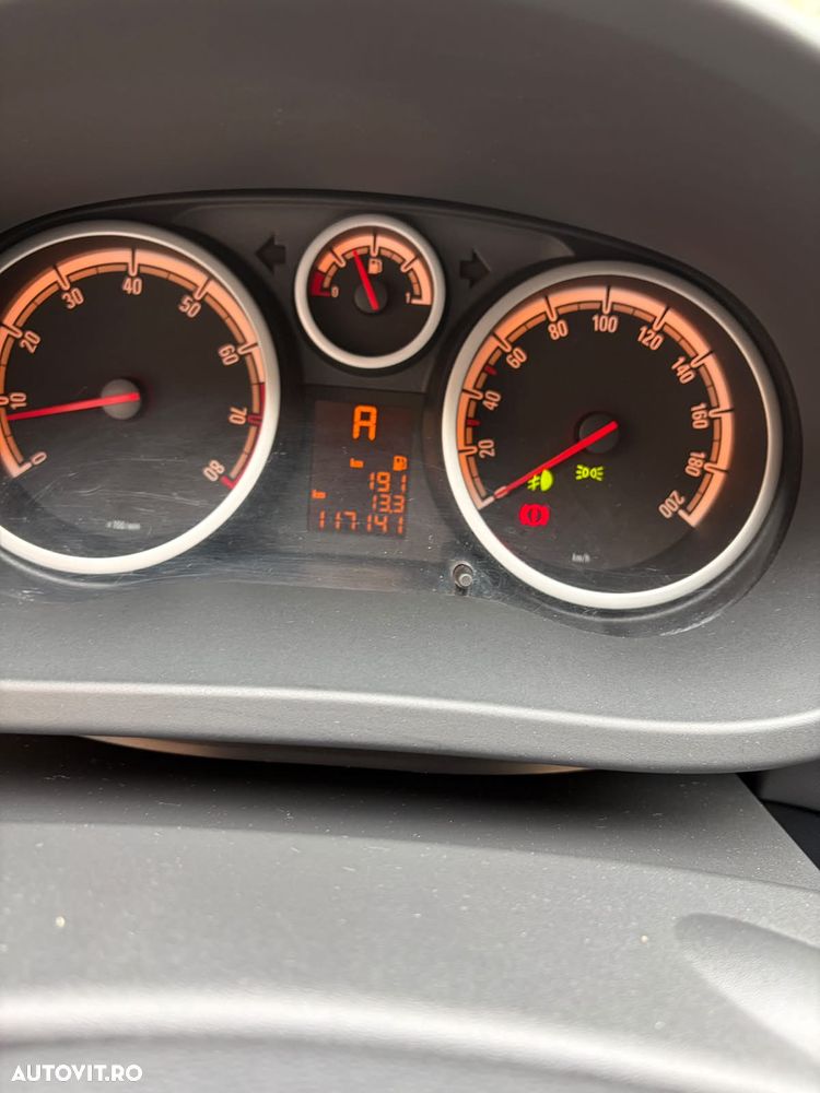 Opel Corsa - 13