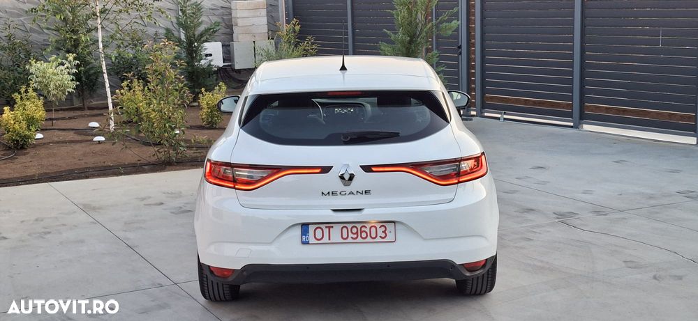 Renault Megane - 12