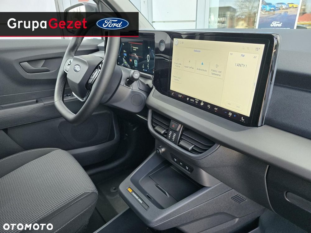 Ford Transit Courier - 39