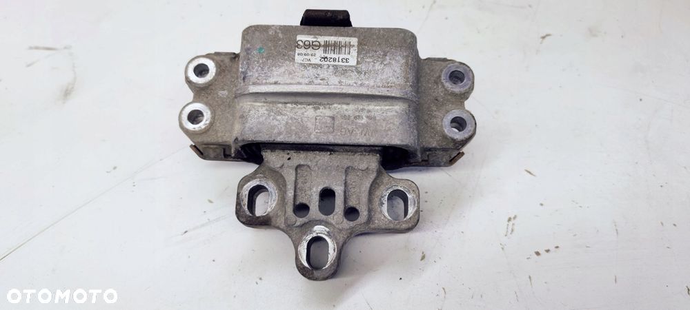 ŁAPA PODUSZKA SKRZYNI AUDI VW SEAT 1K0199555AT - 2