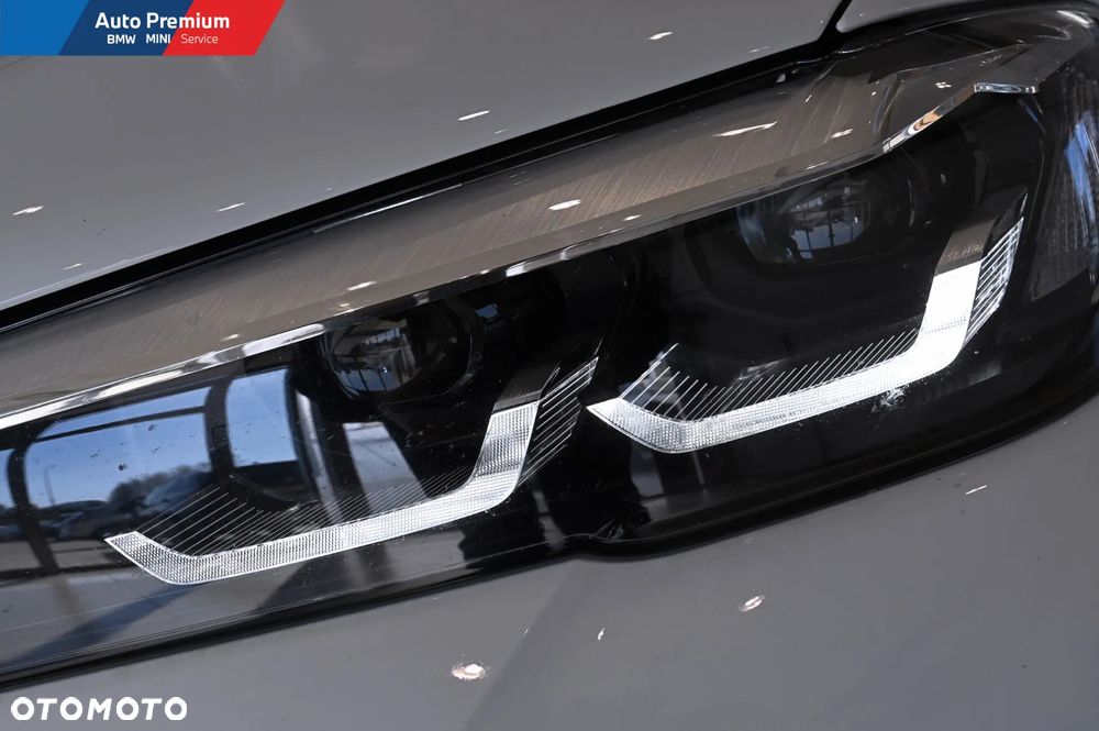 BMW Seria 5 520d xDrive mHEV - 22