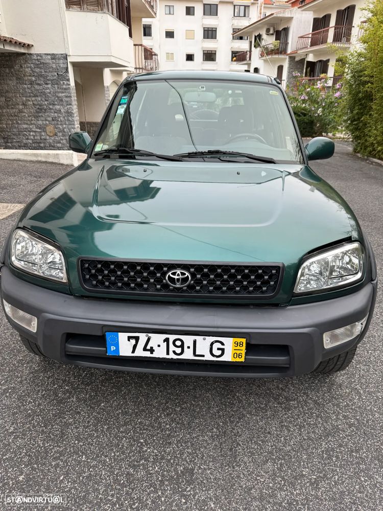 Toyota RAV4 Standard - 3