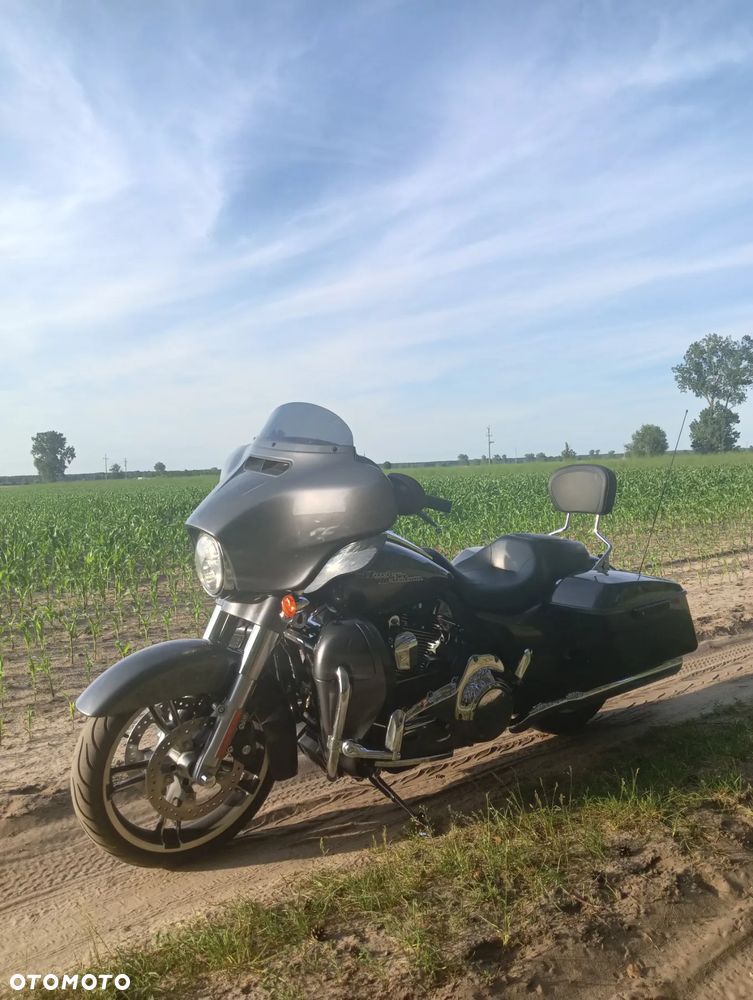 Harley-Davidson FLHXS Special - 9