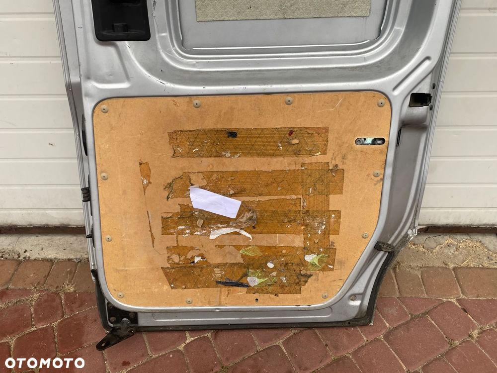 DRZWI BOCZNE PRZESUWNE PRAWE CADDY - 17