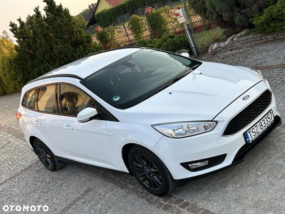 Ford Focus - 25