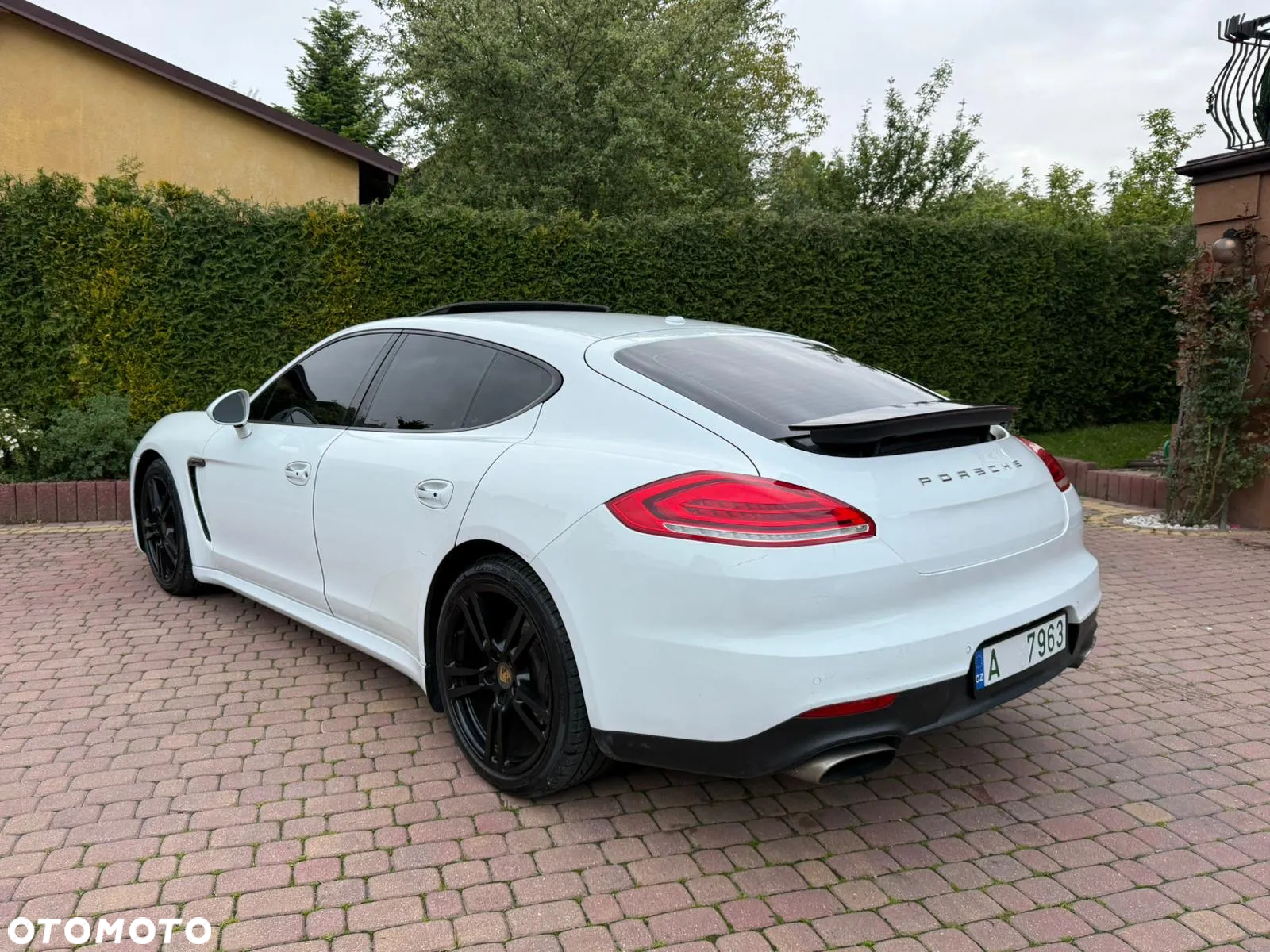 Porsche Panamera PDK - 13