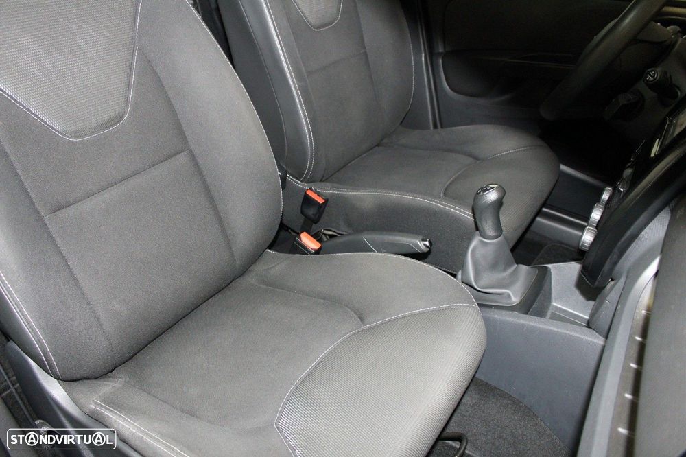 Renault Clio 1.5 dCi Dynamique S - 30