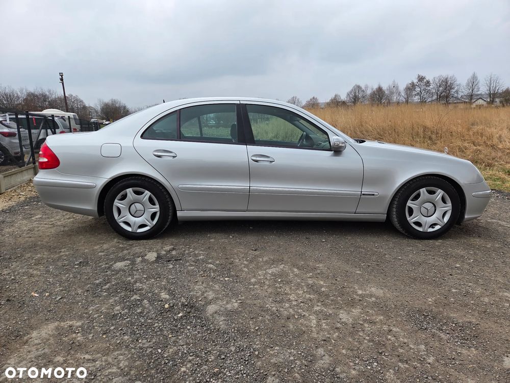 Mercedes-Benz Klasa E 200 Kompressor Automatik Elegance Sport Edition - 8
