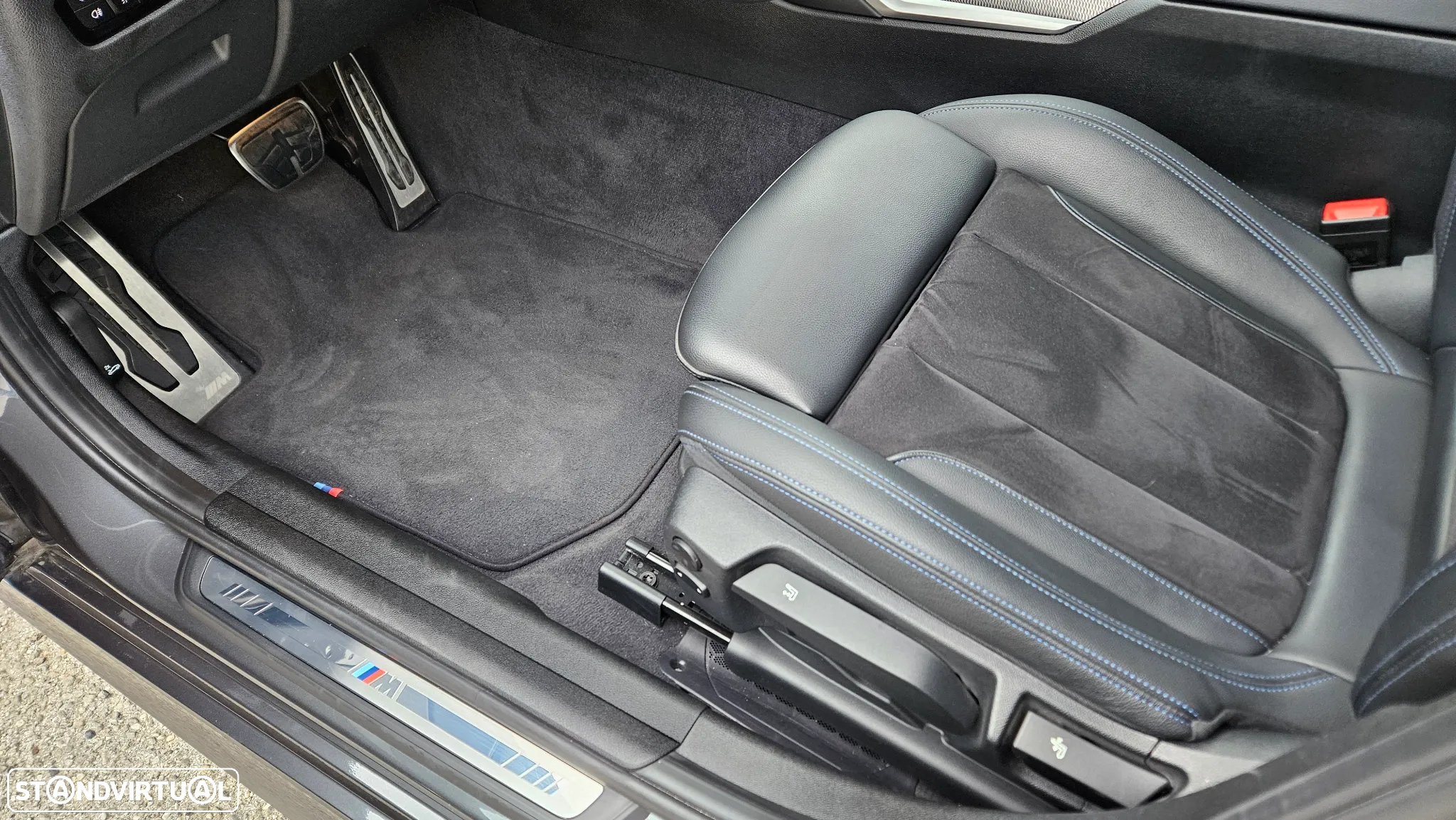 BMW 330 e Touring Pack M Auto - 32