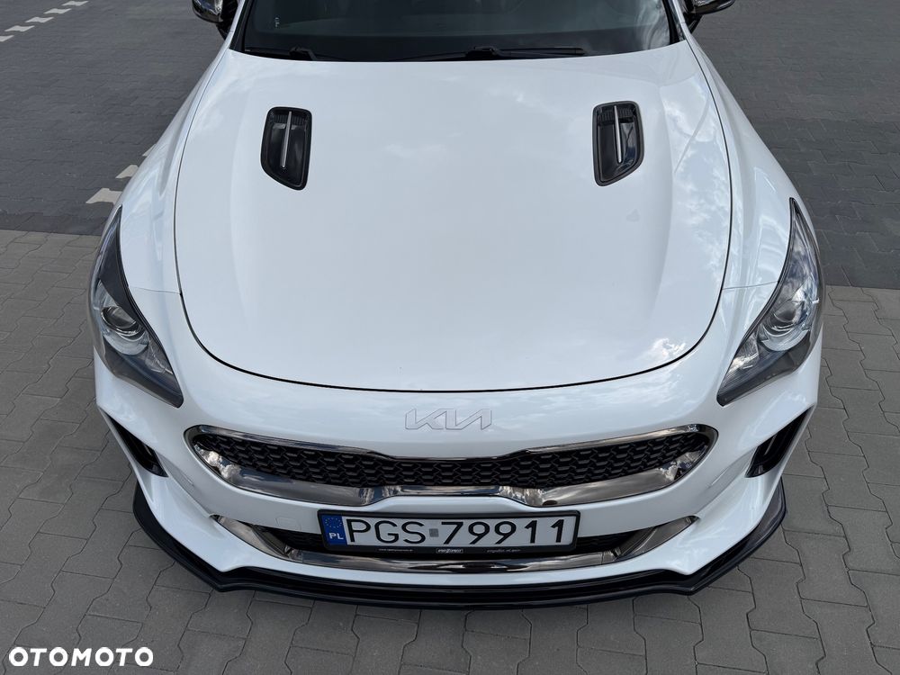 Kia Stinger 2.0 T-GDI GT Line - 8