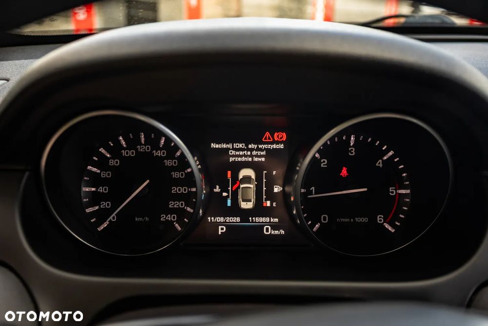 Land Rover Discovery Sport D150 HSE - 26